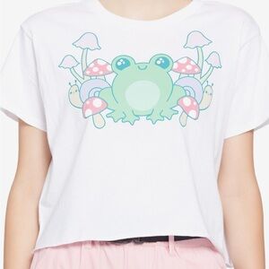 Hot Topic White Crop Tee with Mint Frog & Pink Mushroom Print